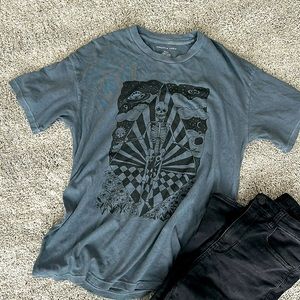 American Eagle oversized graphic tee